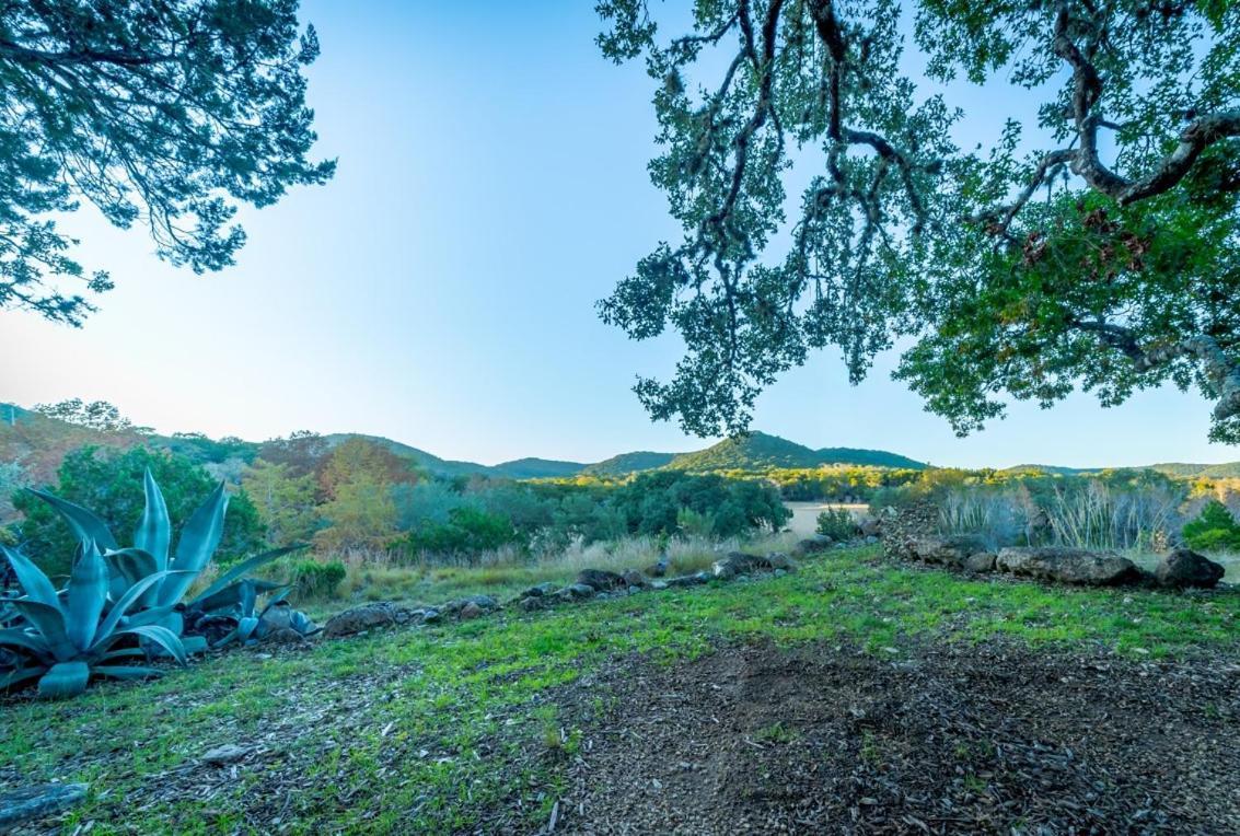 Casitas At Madrona Ranch - Casita Hotell Pipe Creek Exteriör bild